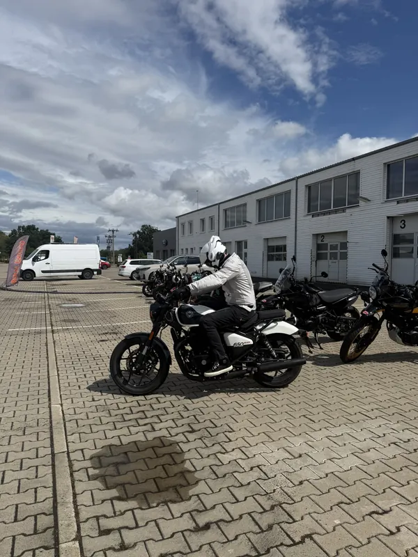 Demo jízdy v GARAGE, Bohušovice nad Ohří – fotka 6