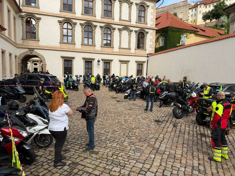 Skůtršňůra, Praha – fotka 2