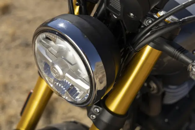 Royal Enfield Bear 650, fotografie 117