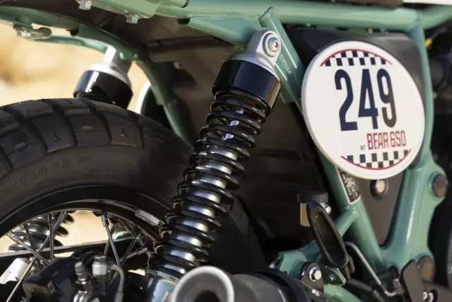 Royal Enfield Bear 650, fotografie 135