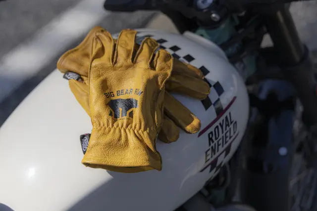 Royal Enfield Bear 650, fotografie 157