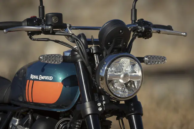 Royal Enfield Bear 650, fotografie 164