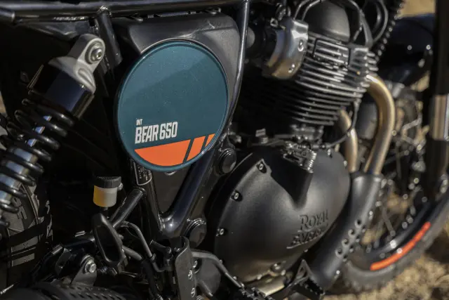 Royal Enfield Bear 650, fotografie 172