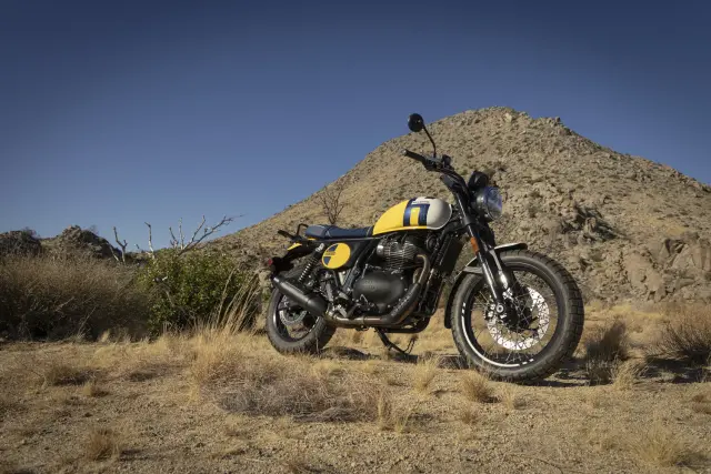 Royal Enfield Bear 650, fotografie 32