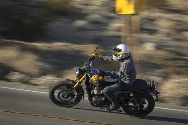 Royal Enfield Bear 650, fotografie 61