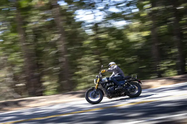 Royal Enfield Bear 650, fotografie 65