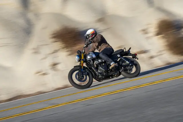 Royal Enfield Bear 650, fotografie 71