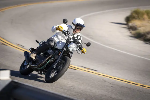 Royal Enfield Bear 650, fotografie 93