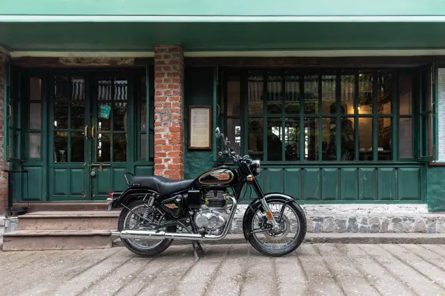 Royal Enfield Bullet 650, fotografie 7