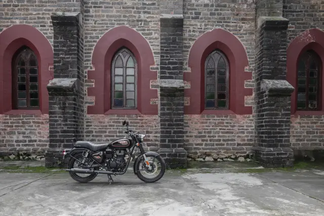 Royal Enfield Bullet 650, fotografie 9