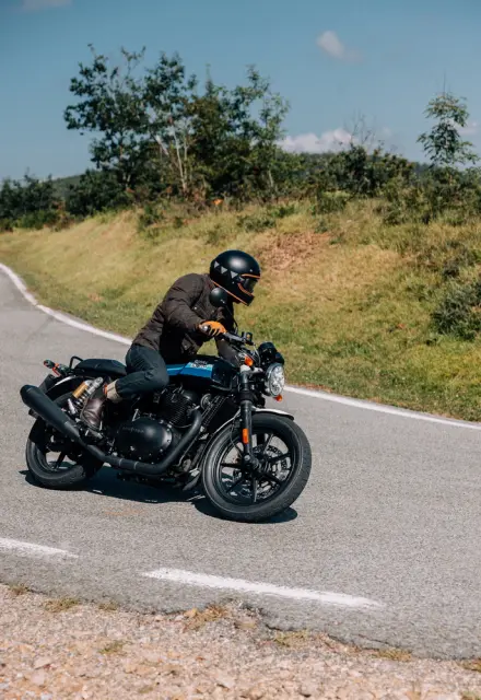 Royal Enfield Continental GT 650, fotografie 8