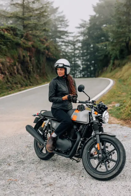 Royal Enfield Continental GT 650, fotografie 29