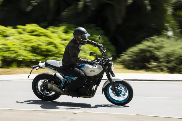 Royal Enfield Guerrilla 450, fotografie 16
