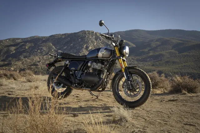 Royal Enfield Bear 650, fotografie 3