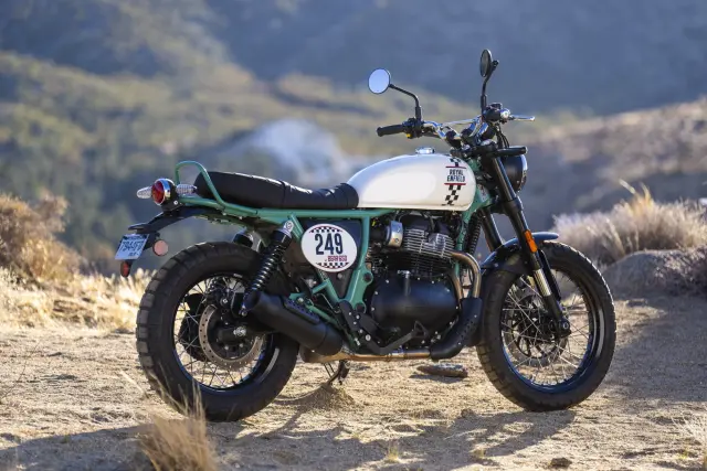 Royal Enfield Bear 650 na cestě
