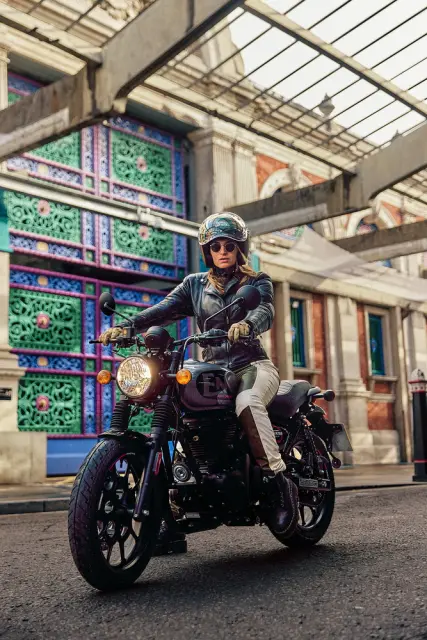 Royal Enfield Hunter 350, fotografie 30