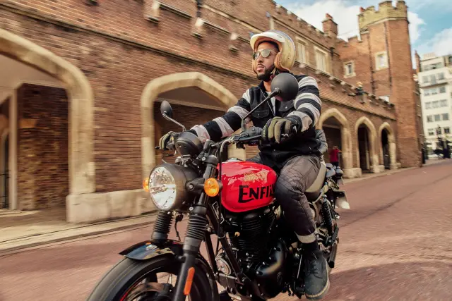 Royal Enfield Hunter 350, fotografie 34