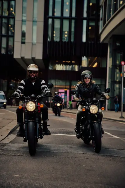 Royal Enfield Hunter 350, fotografie 85