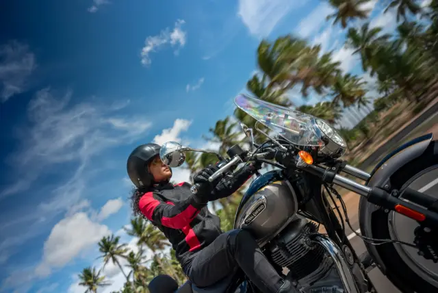 Royal Enfield Meteor 350, fotografie 8