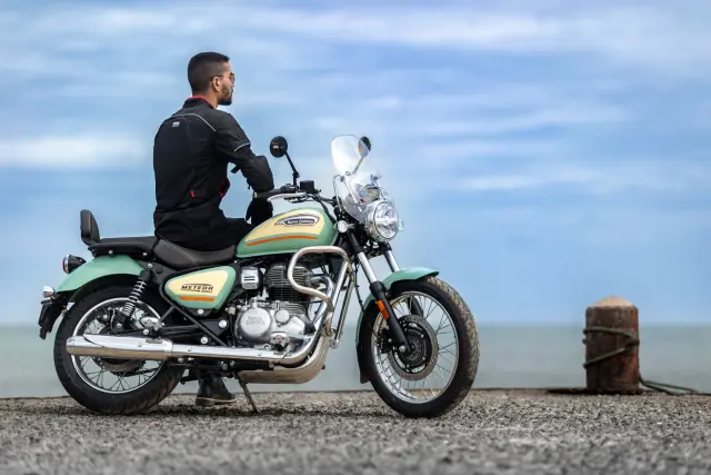 Royal Enfield Meteor 350, fotografie 40