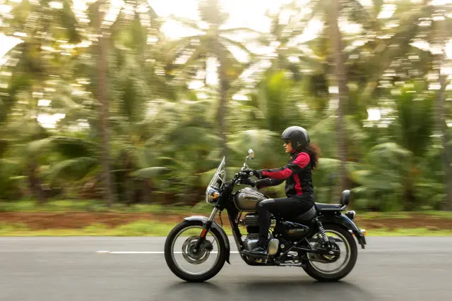 Royal Enfield Meteor 350, fotografie 75