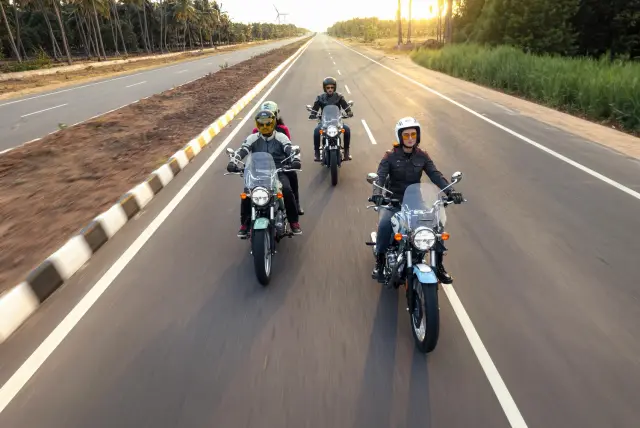 Royal Enfield Meteor 350, fotografie 102