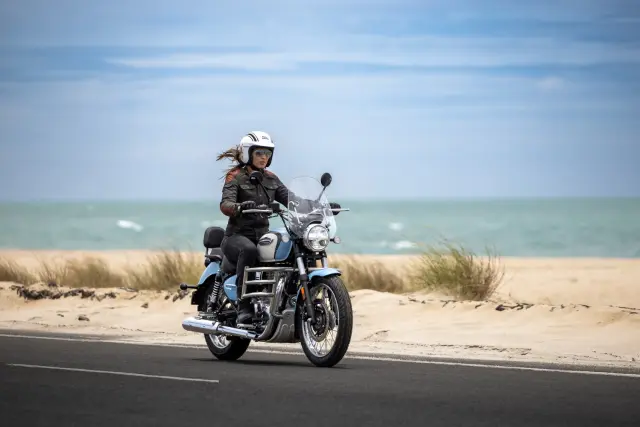 Royal Enfield Meteor 350, fotografie 116