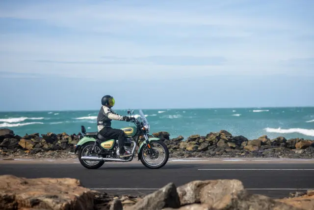 Royal Enfield Meteor 350, fotografie 127