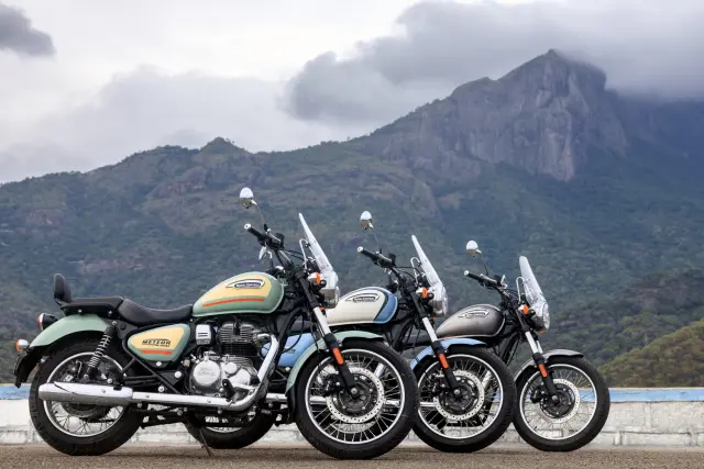 Royal Enfield Meteor 350, fotografie 133
