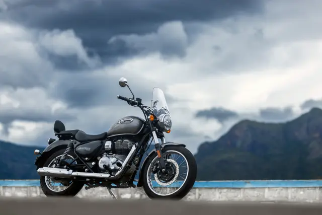 Royal Enfield Meteor 350, fotografie 142