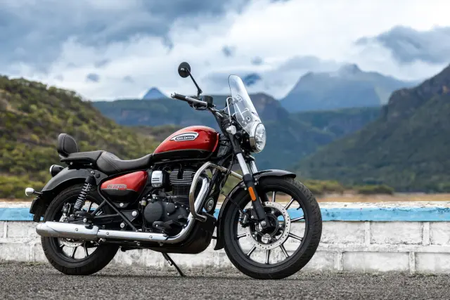 Royal Enfield Meteor 350, fotografie 145