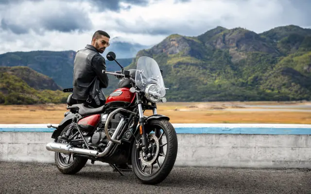 Royal Enfield Meteor 350, fotografie 151
