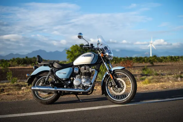 Royal Enfield Meteor 350, fotografie 158