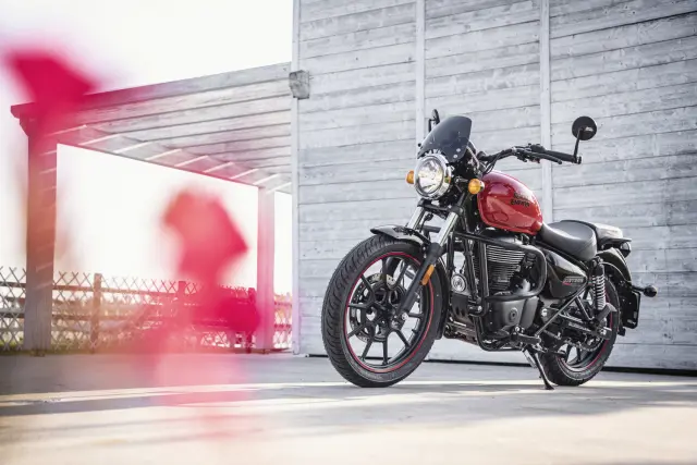 Royal Enfield Meteor 350, fotografie 168
