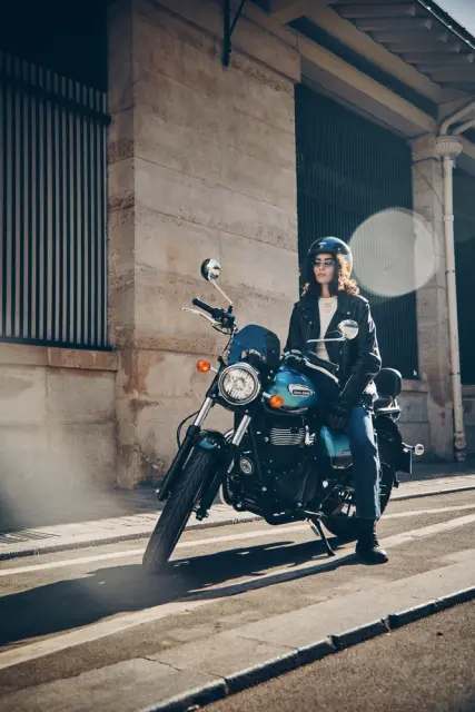 Royal Enfield Meteor 350, fotografie 198