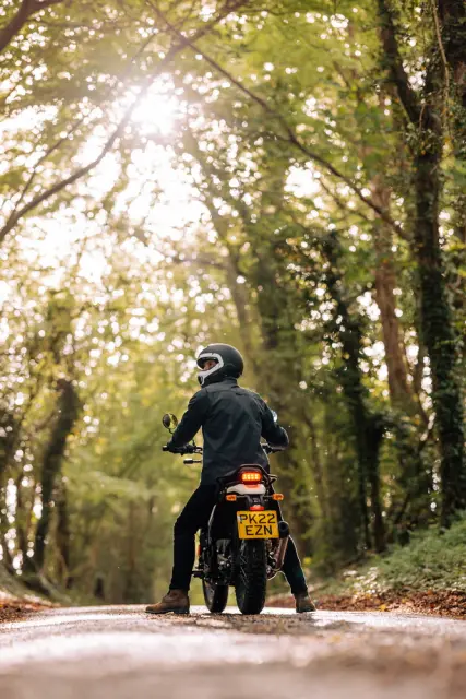 Royal Enfield Scram 411, fotografie 3