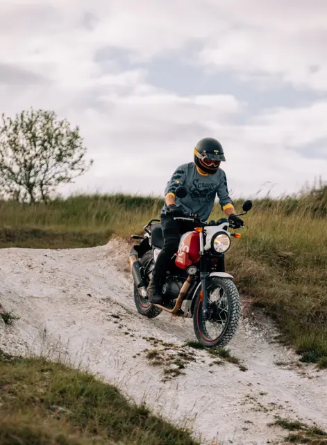 Royal Enfield Scram 411, fotografie 48