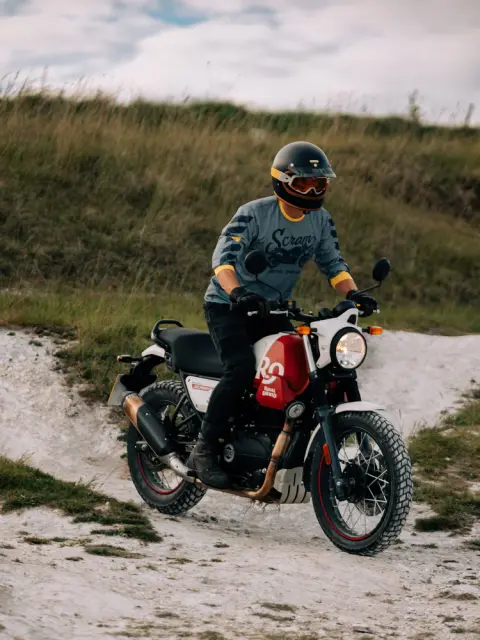 Royal Enfield Scram 411, fotografie 49
