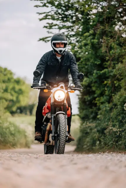 Royal Enfield Scram 411, fotografie 51