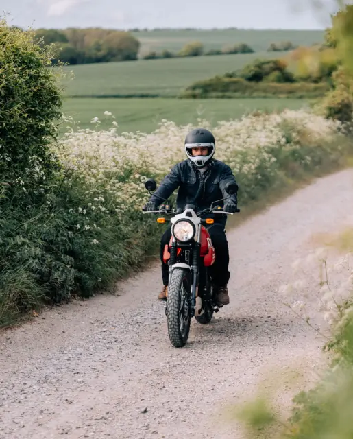 Royal Enfield Scram 411, fotografie 55
