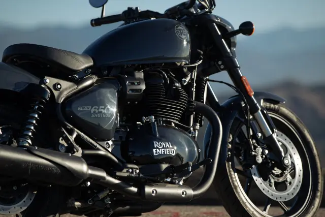 Royal Enfield Shotgun 650, fotografie 2