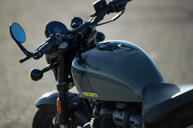 Royal Enfield Shotgun 650, fotografie 5
