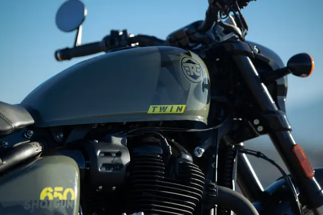 Royal Enfield Shotgun 650, fotografie 7