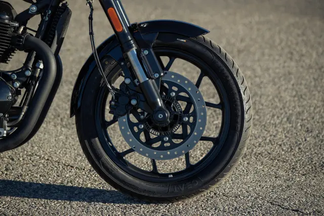 Royal Enfield Shotgun 650, fotografie 11