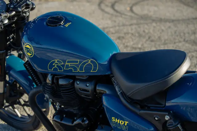 Royal Enfield Shotgun 650, fotografie 28