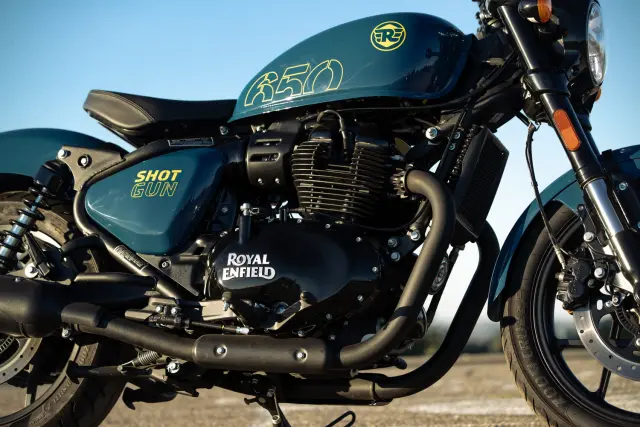 Royal Enfield Shotgun 650, fotografie 30