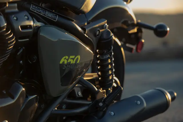 Royal Enfield Shotgun 650, fotografie 56
