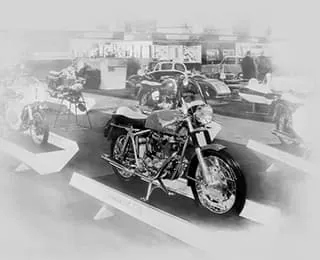 Royal Enfield 1964, dobová fotografie