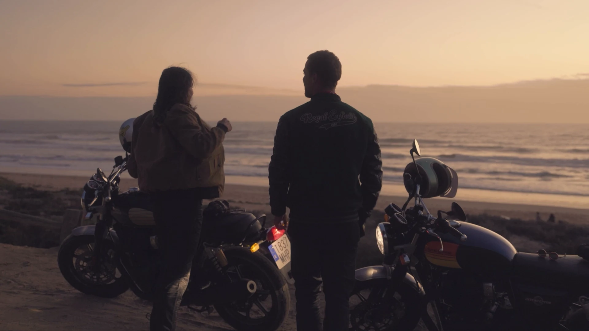 Ilustrační záběr z filmu Royal Enfield
