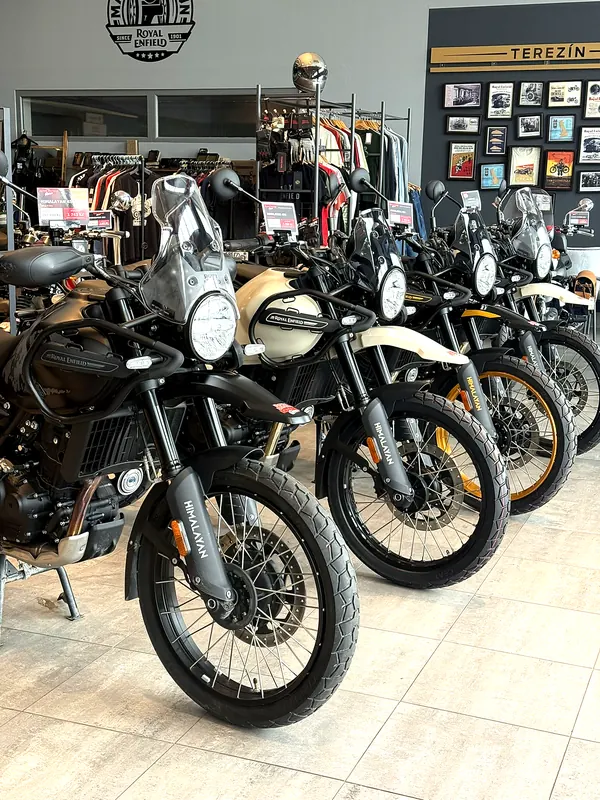Řada cestovních motorek Royal Enfield